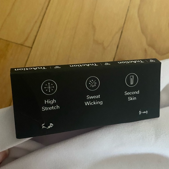 TNA light blue high rise butter shorts - Picture 5 of 5